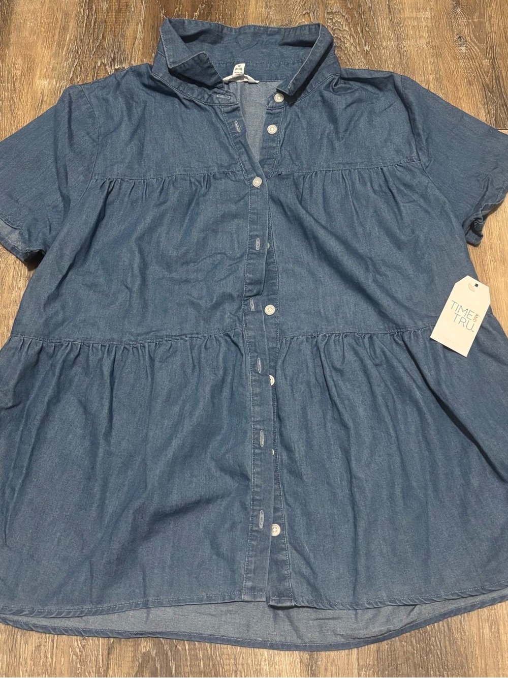 Time and Tru Women’s Blue Denim Button-Front Tiered Top